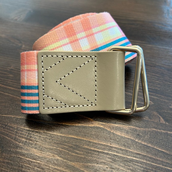 Vineyard Vines Punch Plaid D-Ring Belt Size: L NWOT - Picture 4 of 8